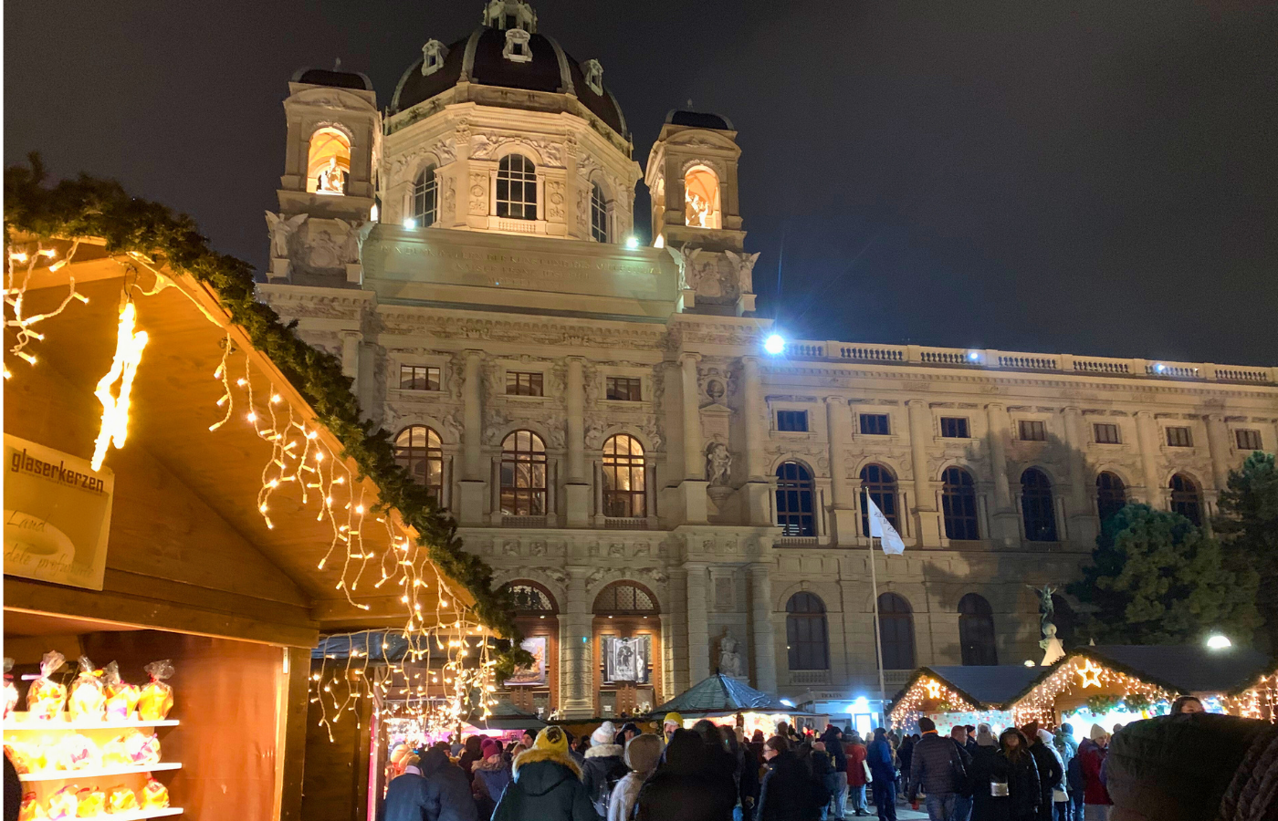 Mercatino di Natale a Maria-Theresien-Platz Vienna