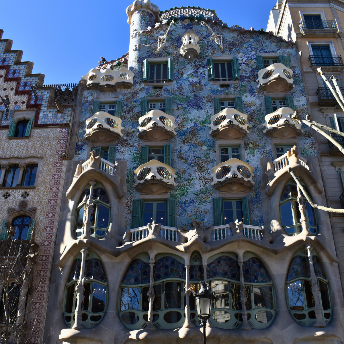 facciata casa batllo gaudi passeig de gracia barcellona